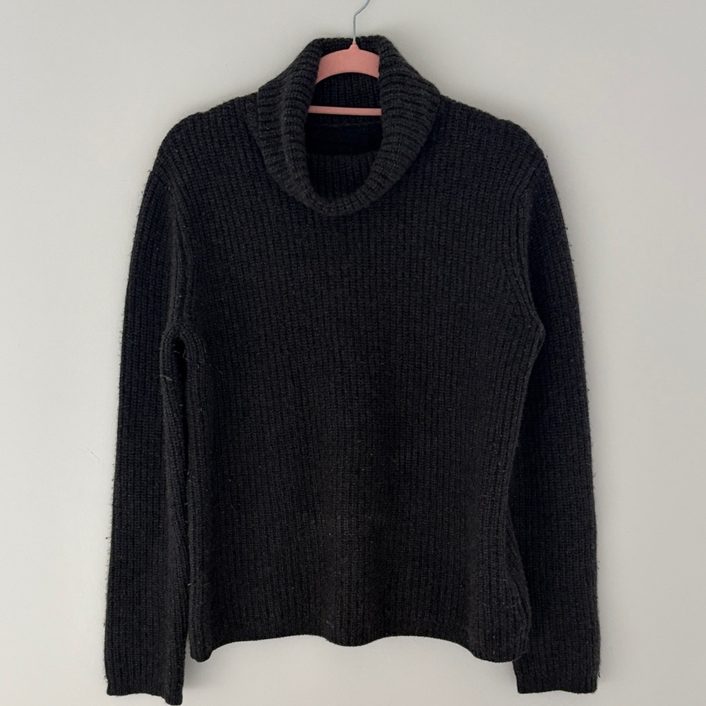 100% Cashmere! Gray Jenni Kayne Turtleneck Sweater Small
